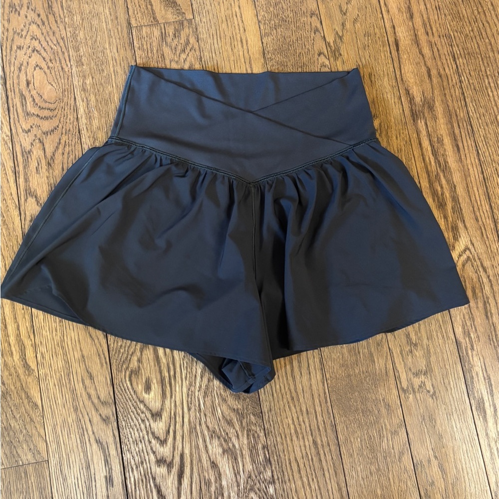 Aerie offline grey crossover flowy shorts